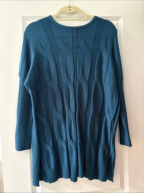 Women's Cable-Stitch Scoop-Neck Sweater in Teal